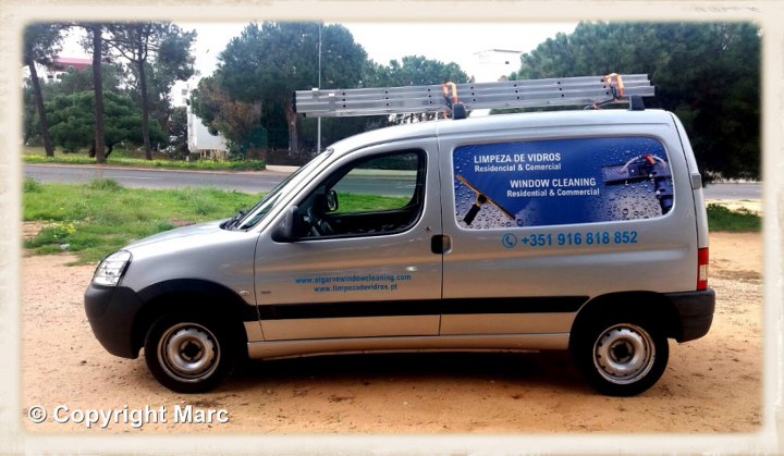 AlgarveWindowCleaningVan2